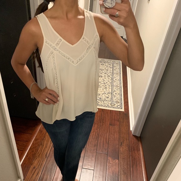 Flowy Tank - Picture 2 of 5